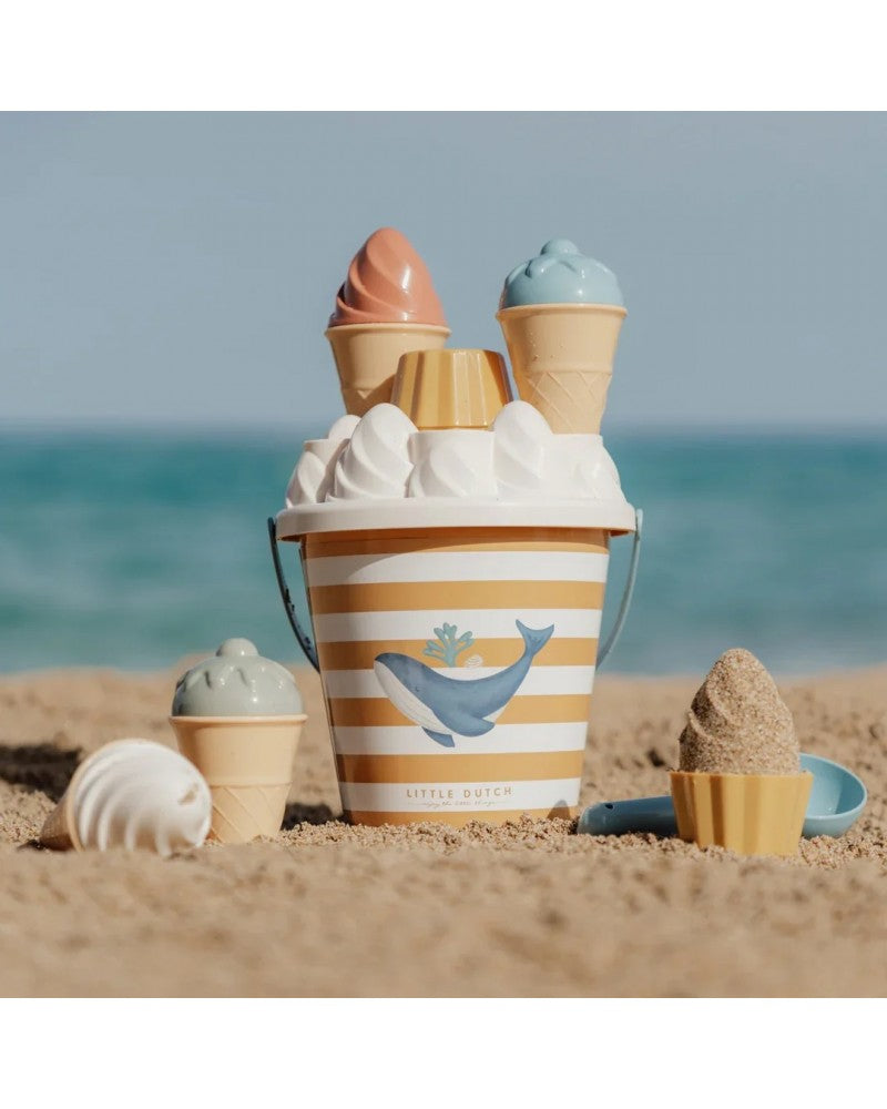 Set da spiaggia gelati e cupcake Righe